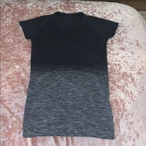 Lululemon Swift short sleeve(tag cut off)